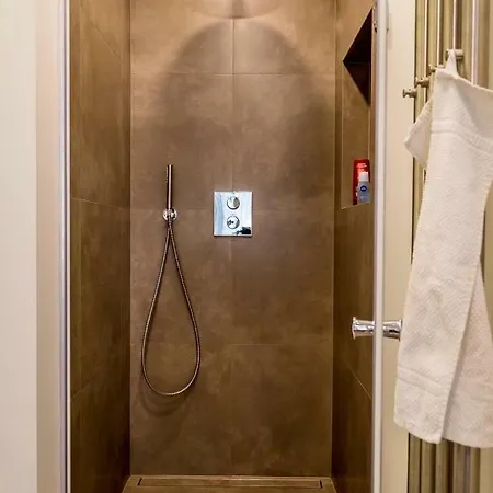 4, Podoli Jeremenkova 410/14 Apartment *