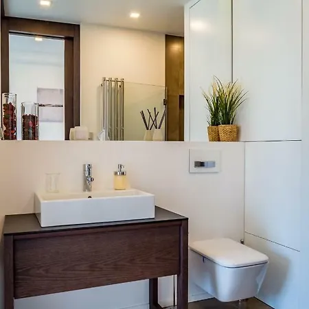 4, Podoli Jeremenkova 410/14 Apartment *